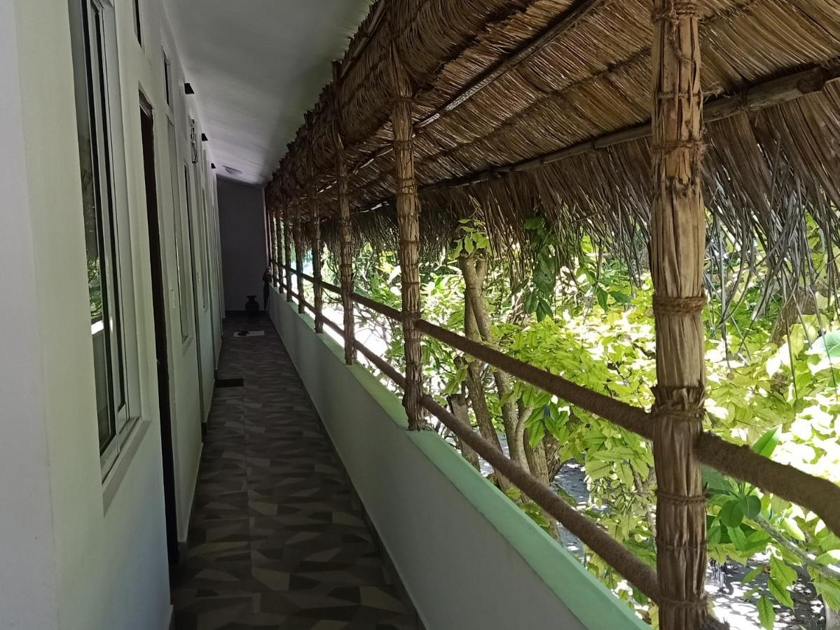 Dhangethi Inn المظهر الخارجي الصورة